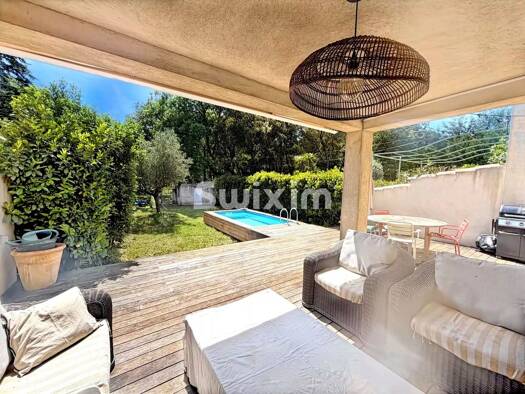 Maison à vendre 730 000 € 4 pièces 3 chambres 105 m² Gassin 83580