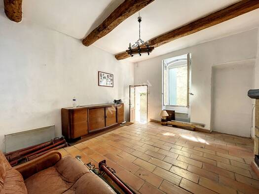 Maison à vendre 199 000 € 7 pièces 4 chambres 138 m² 15 m² de terrain Lauris 84360