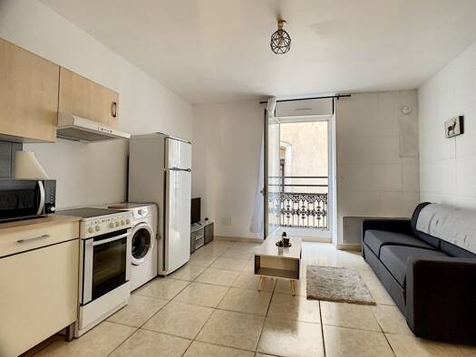 Appartement à louer 370 € 1 pièce 25 m² Étage 1/1 Zone d'Activité Bedarieux 34600