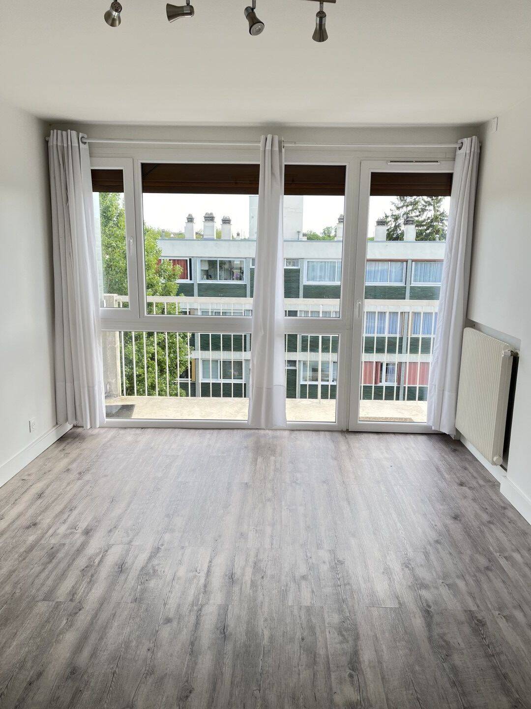 Maison à louer, 30m², LE PERREUX SUR MARNE