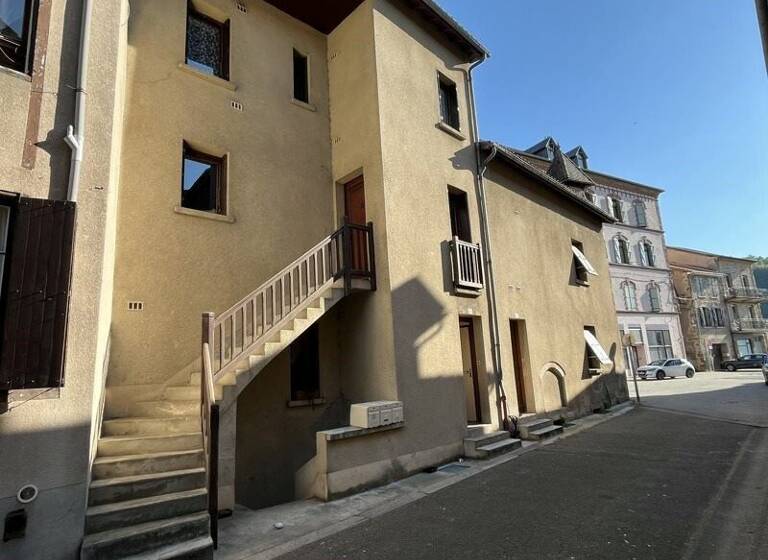 Immeuble à vendre 129 600 € 185 m²<br/>superficie Habitat Diffus Decazeville 12300