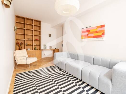 Appartement à vendre 1 600 000 € 4 pièces 2 chambres 155 m² RDC/4 Les Halles Paris 1er arrondissement 75001