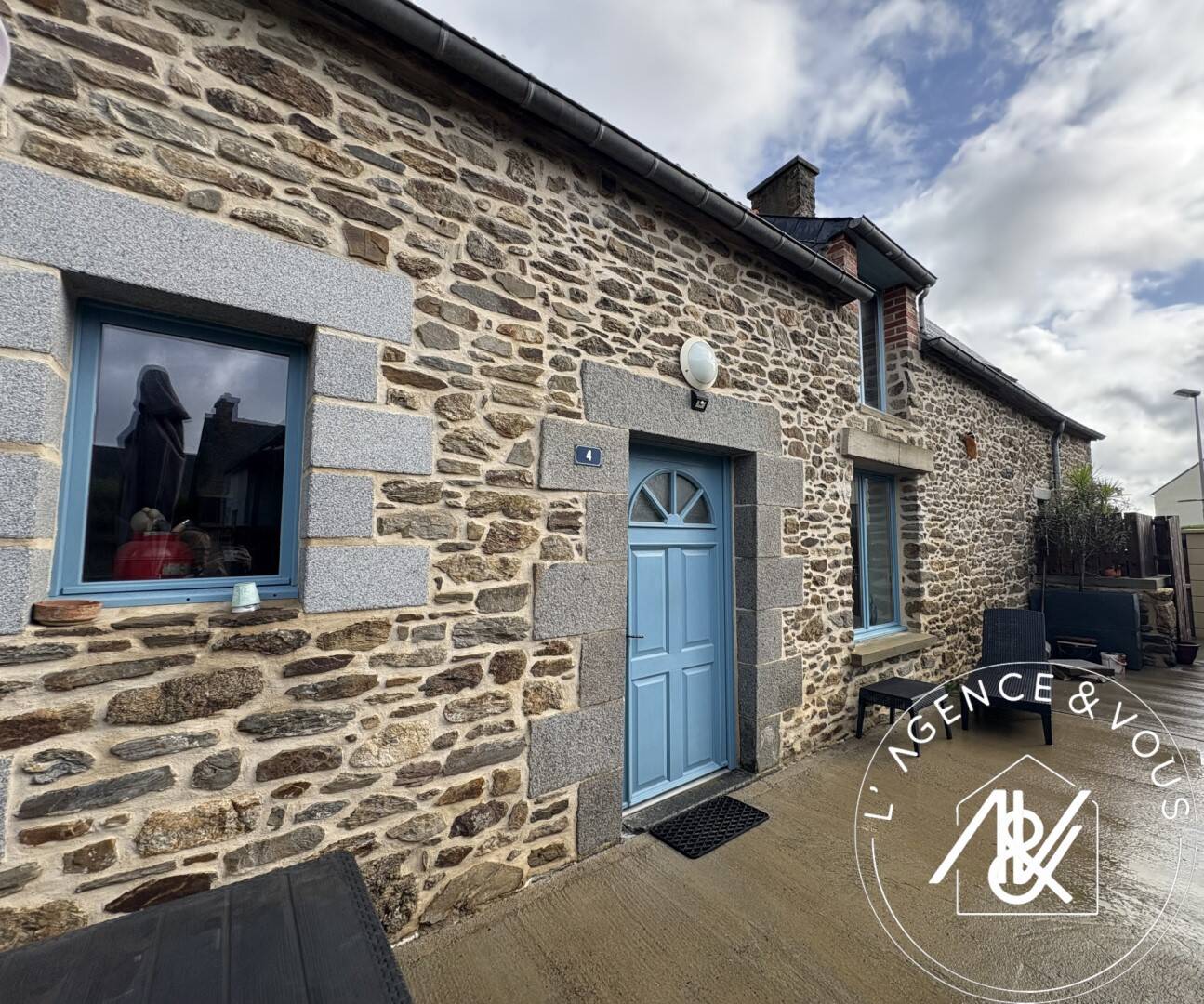 Maison à vendre, 129m², SAINT JOUAN DES GUERETS