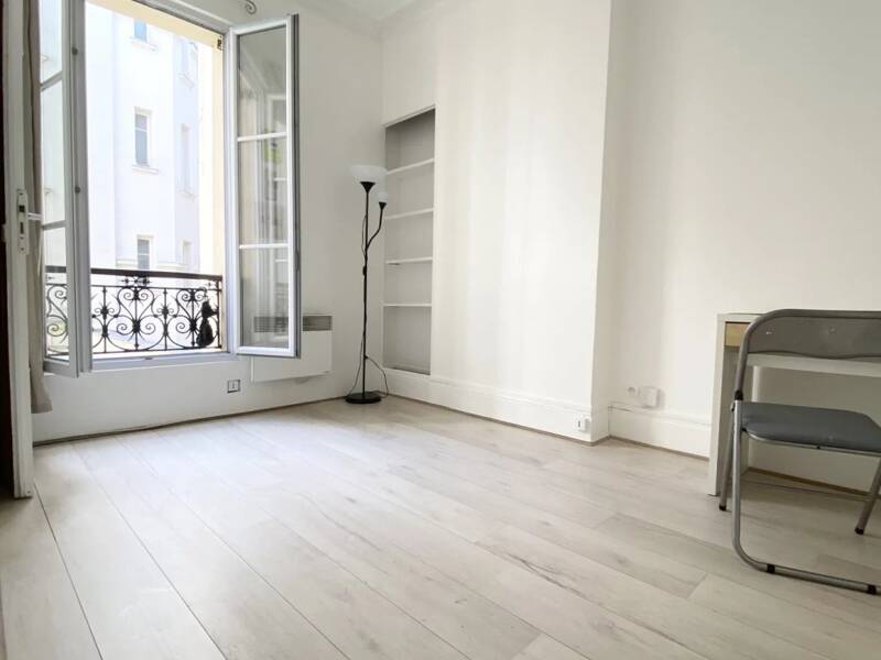 Maison à louer, 13m², PARIS 16E
