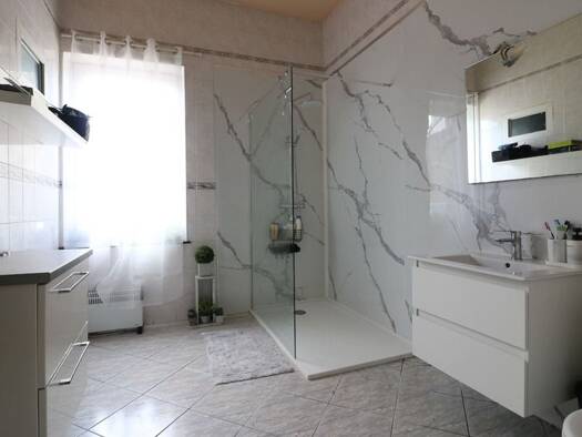 Maison à vendre 285 000 € 9 pièces 6 chambres 205 m² 2 320 m² de terrain Uckange 57270