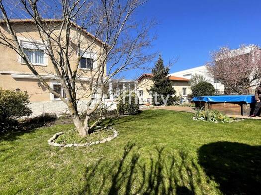Maison à vendre 250 000 € 6 pièces 4 chambres 150 m² 765 m² de terrain Sud Est du Centre Ancien Pamiers 09100