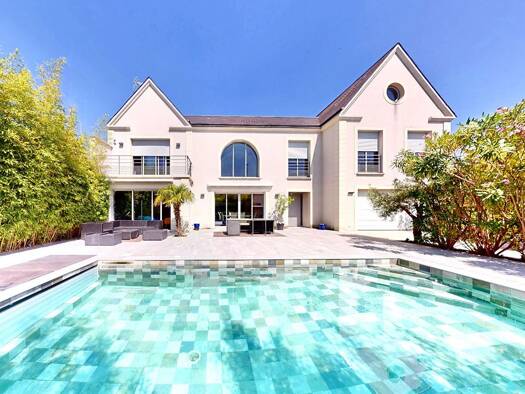 Maison à vendre 2 400 000 € 8 pièces 5 chambres 406 m² 376 m² de terrain Mederic La Garenne-Colombes 92250