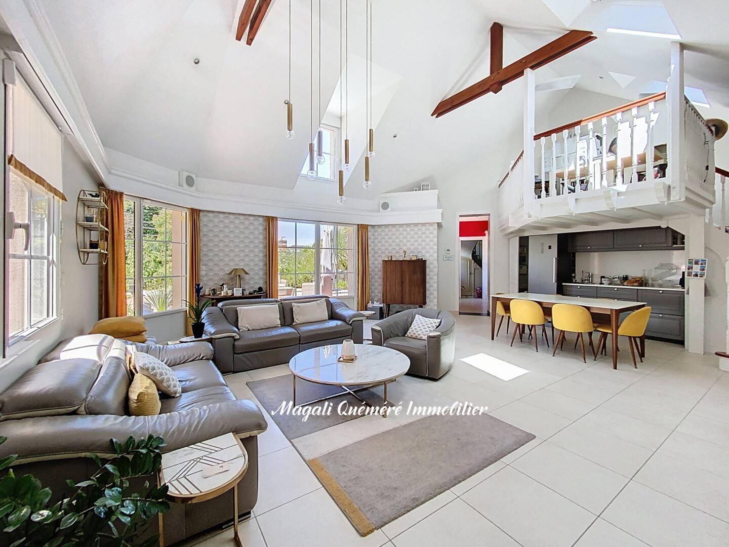 Maison à vendre, 258m², MONTFORT SUR MEU