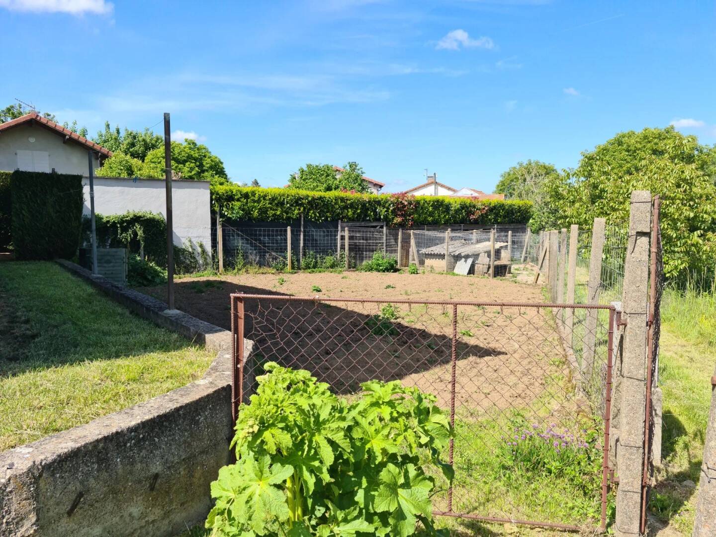 Maison à louer, 0m², CHANAT LA MOUTEYRE