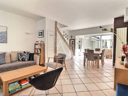 Maison à vendre 557 900 € 5 pièces 4 chambres 120 m² Saint Barnabé Marseille 12ème arrondissement 13012