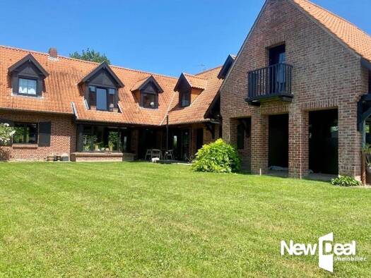 Maison à vendre 749 000 € 8 pièces 4 chambres 210 m² 1 293 m² de terrain Le Maresquel Templeuve 59242