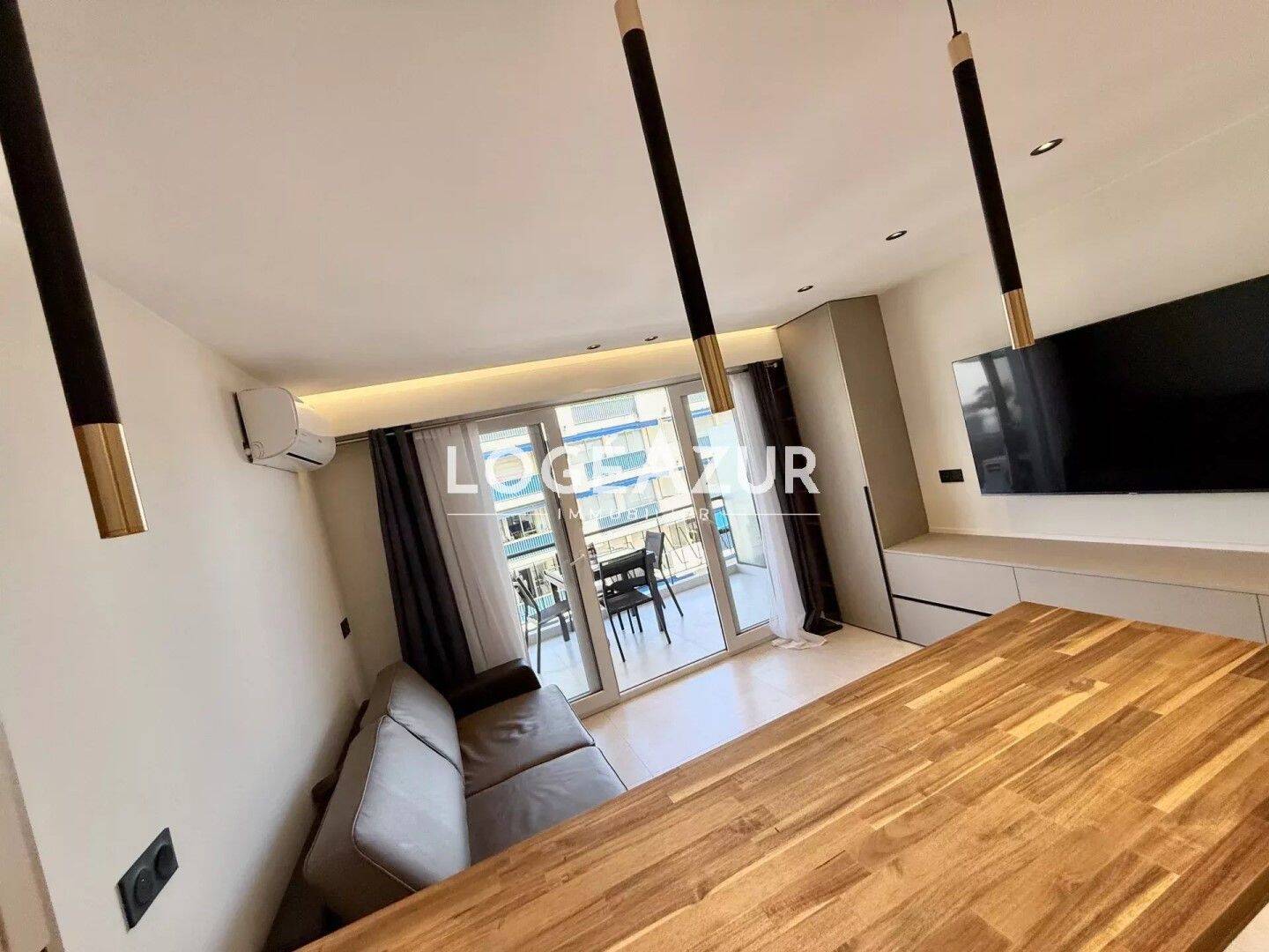Maison à louer, 23m², JUAN LES PINS