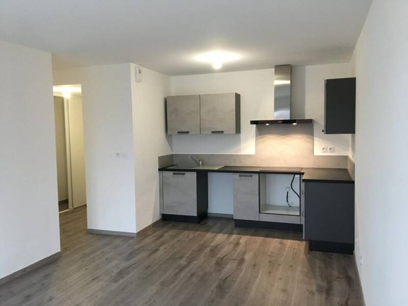 Maison à louer, 57m², GRANS