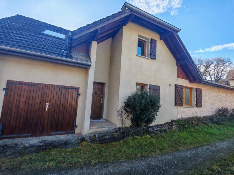 Maison à vendre, 186m², CHALLES LES EAUX