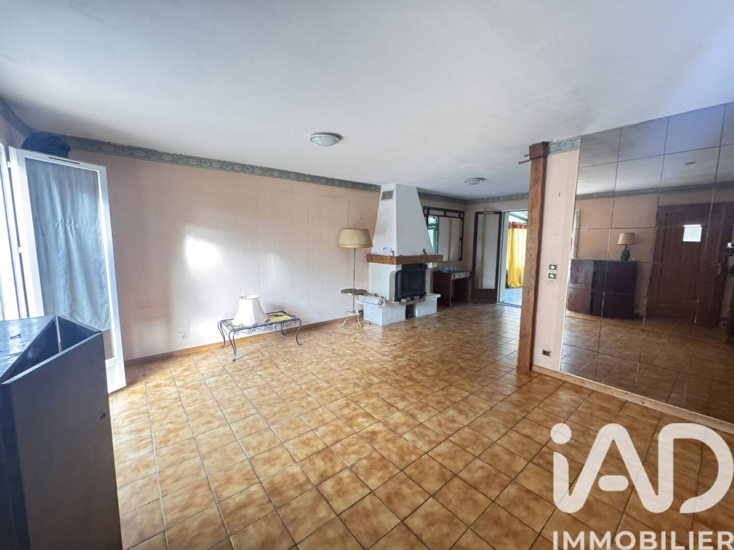 Maison à vendre, 141m², VARENNES JARCY