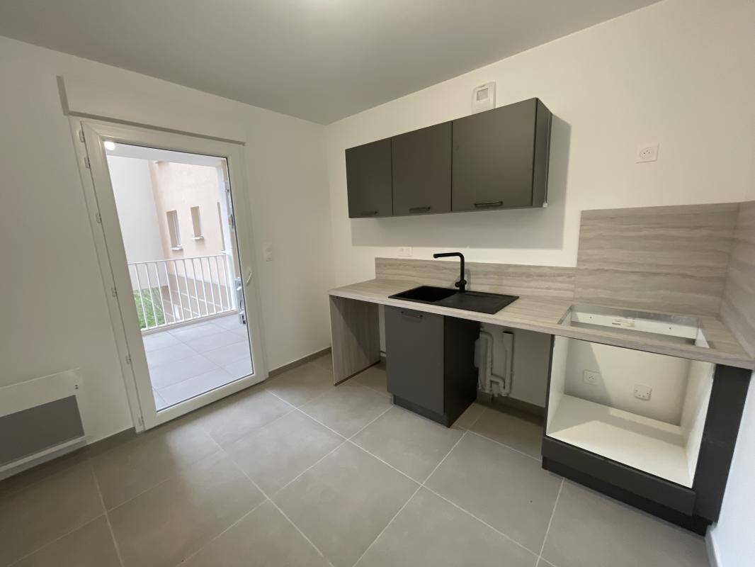 Maison à louer, 59m², AJACCIO