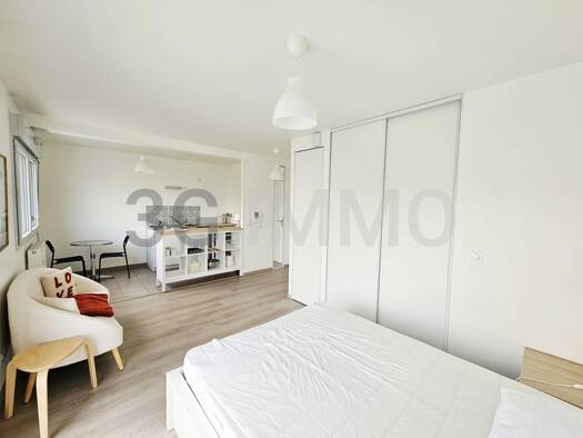 Appartement à vendre 125 000 € 1 pièce 31,05 m² Étage 3/4 Maurepas-Patton Rennes 35700