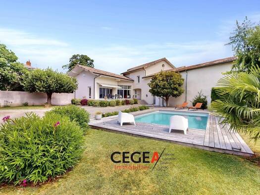 Maison à vendre 875 000 € 7 pièces 4 chambres 350 m² Sablons 38550