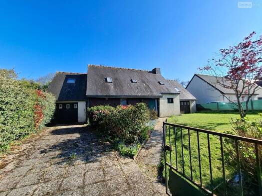 Maison à vendre 132 500 € 5 pièces 3 chambres 119 m² 873 m² de terrain Saint-Nicolas-du-Pélem 22480