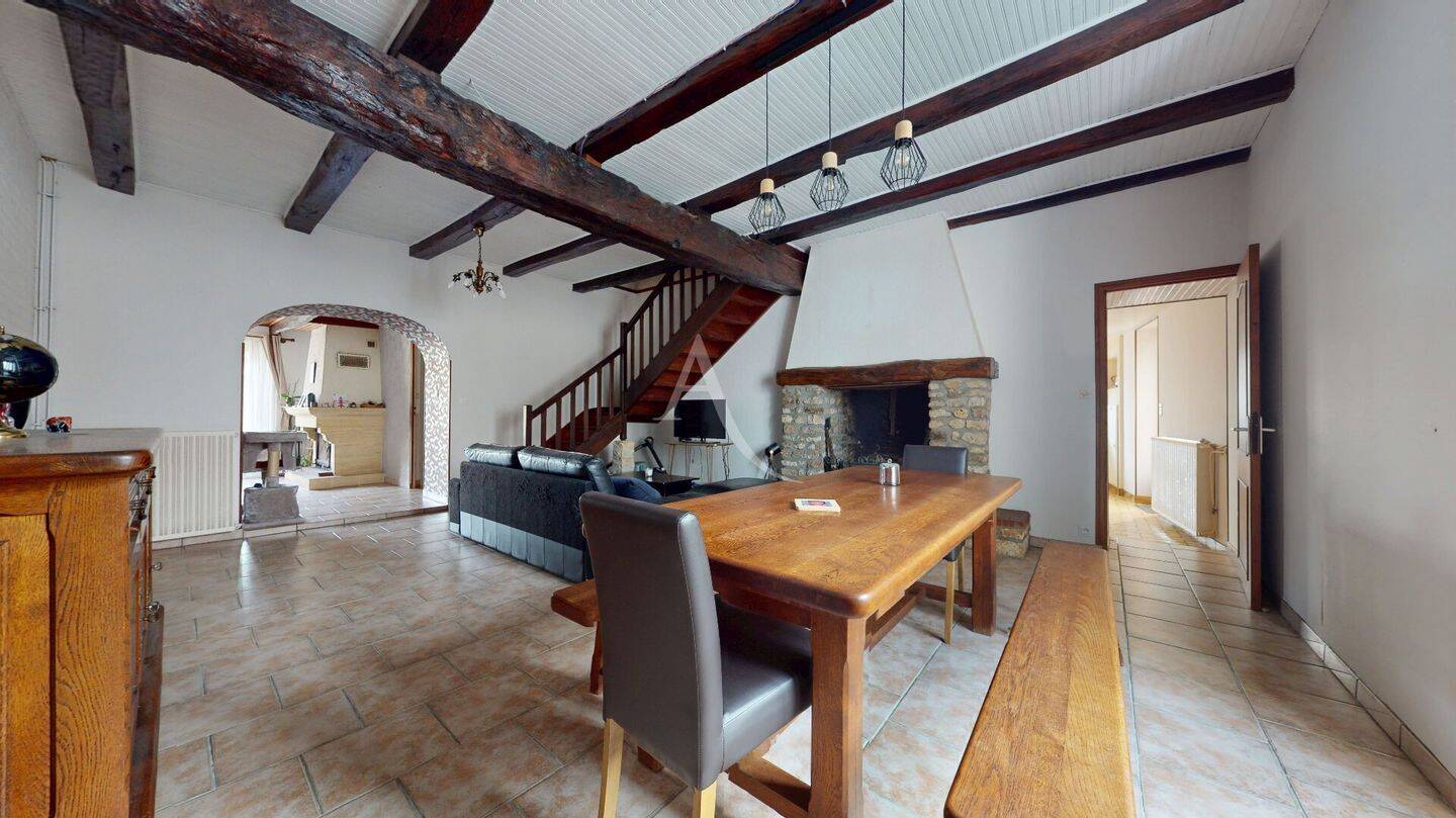Maison à vendre, 165m², VIVONNE