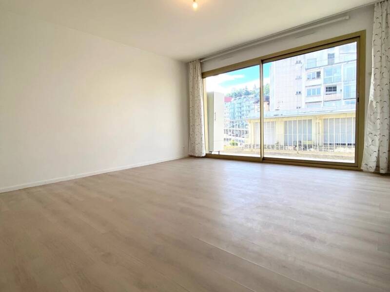 Maison à louer, 50m², EVIAN LES BAINS