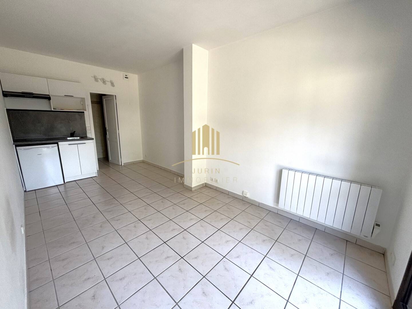 Maison à louer, 18m², SAINT MAUR DES FOSSES