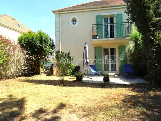 Maison à vendre 272 000 € 4 pièces 3 chambres 80,04 m² 250 m² de terrain Zone Agricole et Paysagère Lisses 91090
