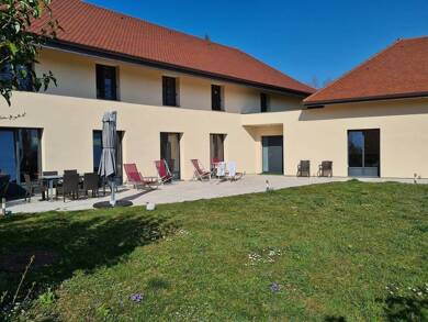 Maison à louer 4 296 € 7 pièces 6 chambres 350 m² disponible à partir du 04/07/2025 Glaisins Annecy-le-Vieux 74940