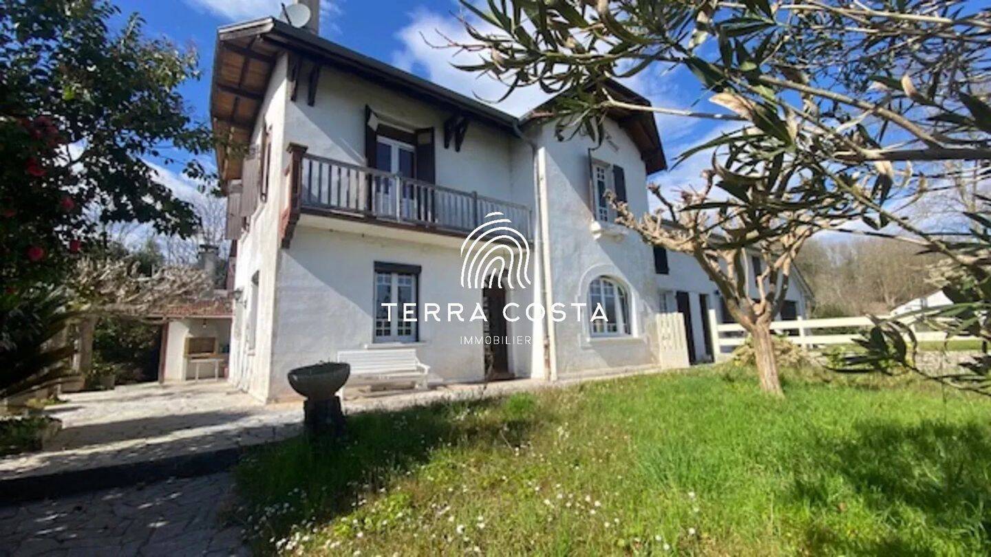 Maison à vendre, 141m², PEYREHORADE