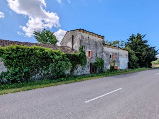 Maison à vendre 163 500 € 5 pièces 4 chambres 125 m² 1 970 m² de terrain Puygiron 26160