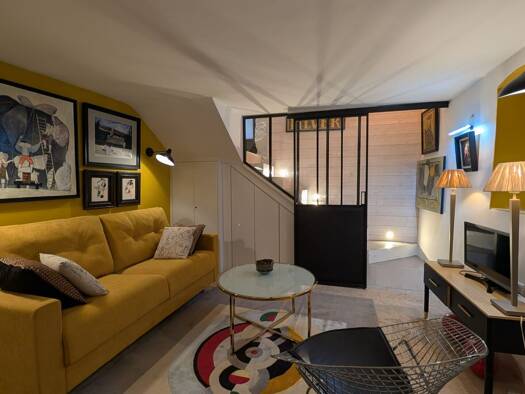 Maison en viager occupé Bouquet 221 000 € 4 pièces 2 chambres 55 m² Le Village Valbonne 06560