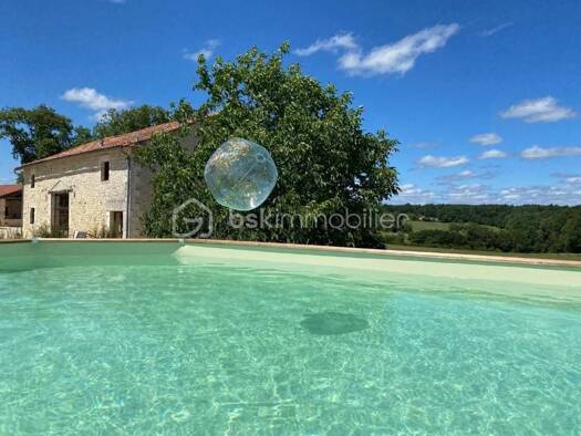 Demeure à vendre 398 000 € 12 pièces 2 chambres 337 m² Lussas-et-Nontronneau 24300