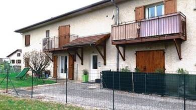 Appartement à louer 756 € 4 pièces 3 chambres 88 m² La Sône 38840