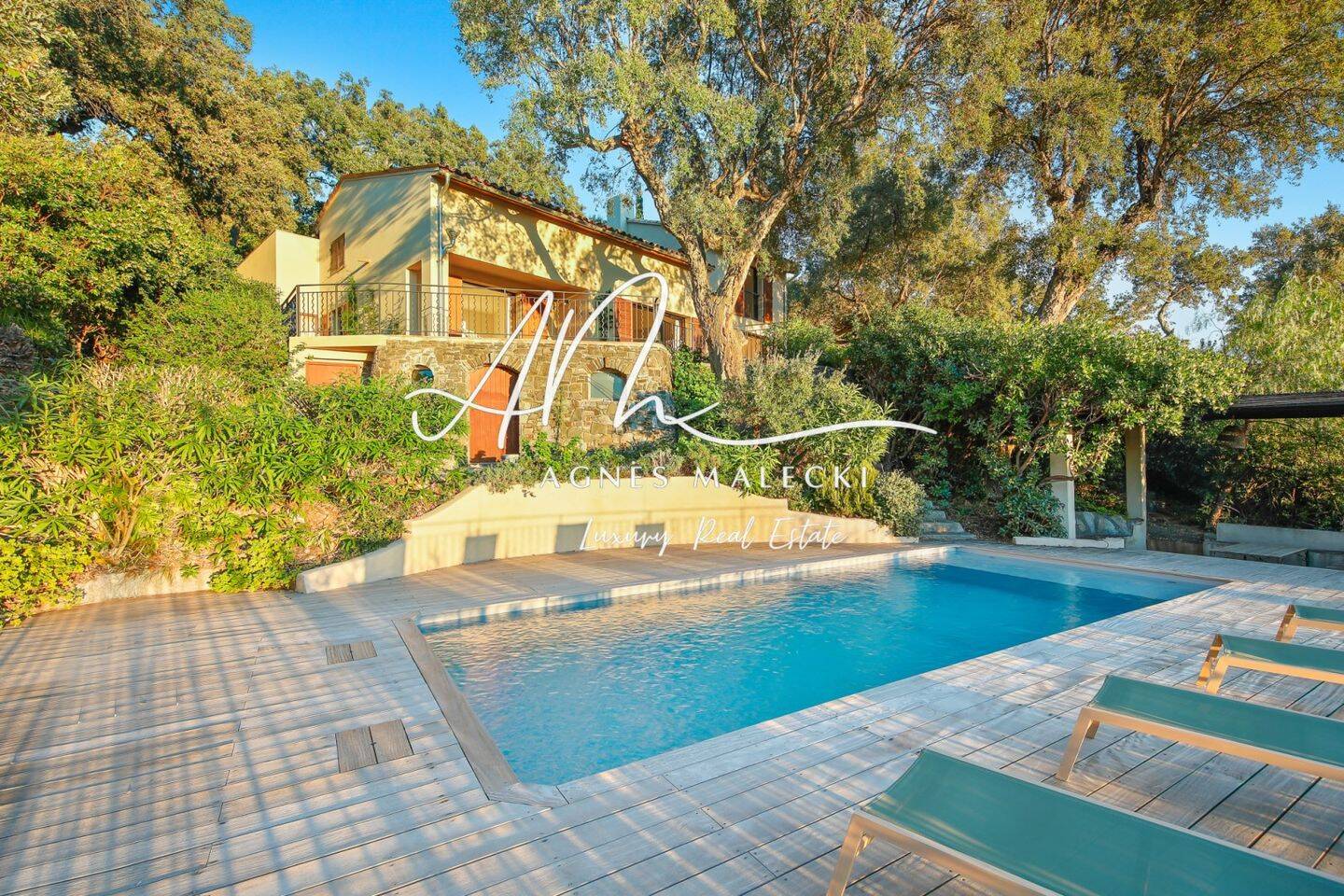 Maison à vendre, 160m², RAYOL CANADEL SUR MER