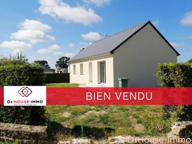 Maison de plain-pied à vendre 182 000 € 4 pièces 3 chambres 82 m² 563 m² de terrain Gorron 53120