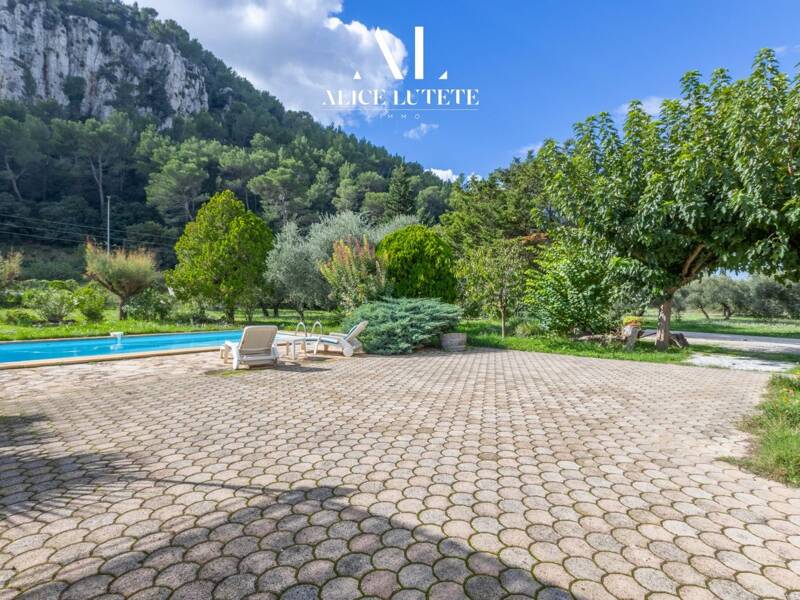 Maison à vendre, 176m², GEMENOS