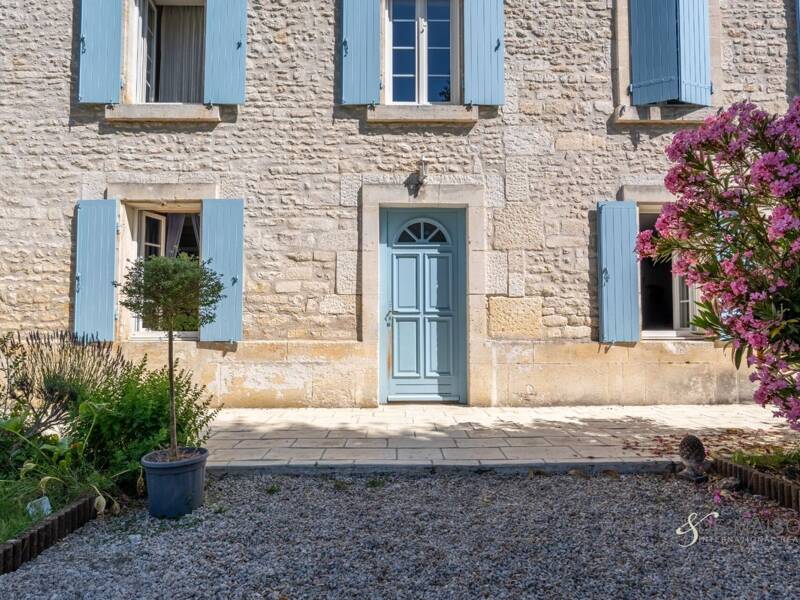 Maison à vendre, 155m², GENSAC LA PALLUE