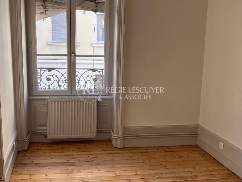 Maison à louer, 63m², LYON 1ER