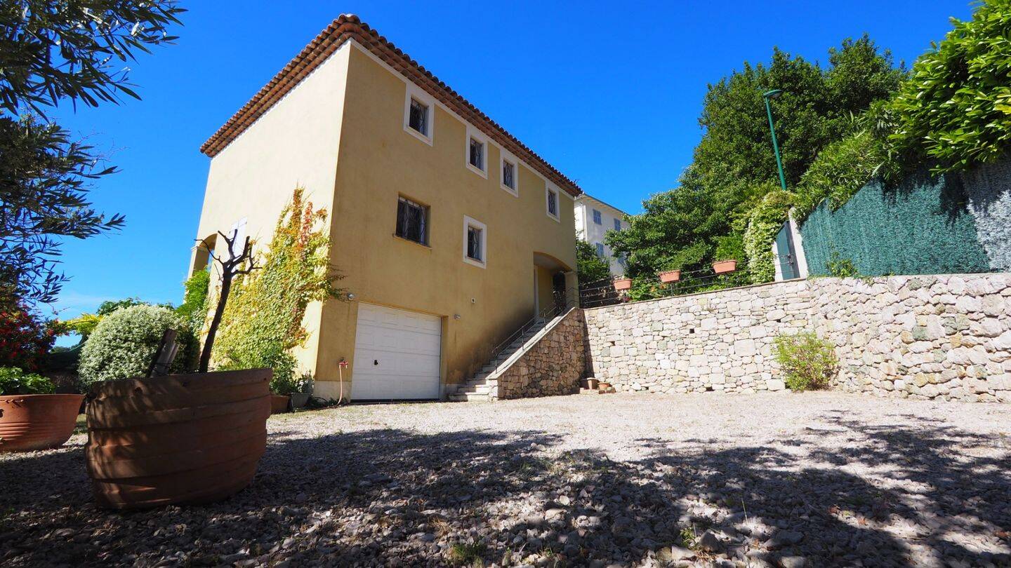 Maison à vendre, 140m², LA TURBIE
