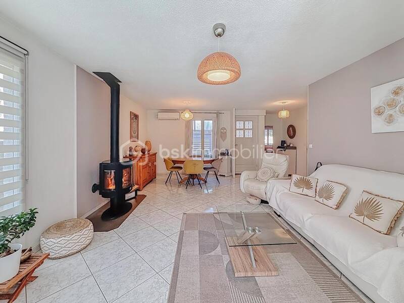 Maison à vendre, 175m², JUVIGNAC