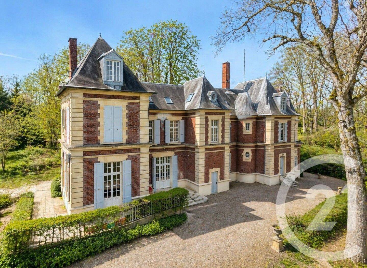 Maison à vendre, 597m², CERGY
