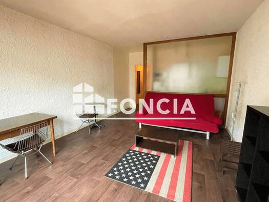 Appartement à louer 435 € 1 pièce 34 m² 2ème étage Le Centre-Gare Roanne 42300