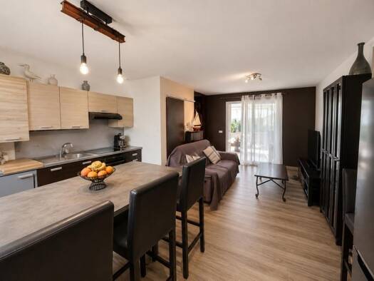 Maison à vendre 160 000 € 2 pièces 2 chambres 66 m² 73 m² de terrain Moulis-en-Médoc 33480