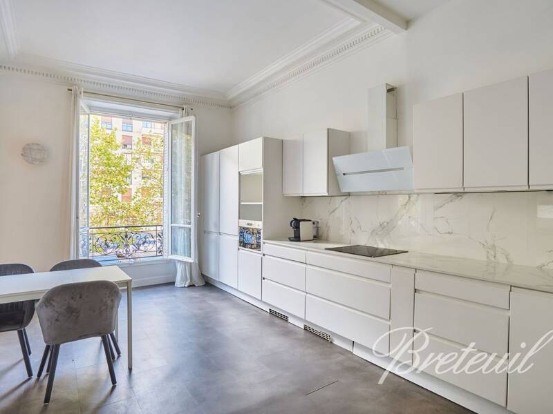 Maison à louer, 182m², PARIS 16E