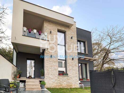 Maison à vendre - Première occupation 750 000 € 6 pièces 4 chambres 117 m² 371 m² de terrain La Garenne Bry-sur-Marne 94360