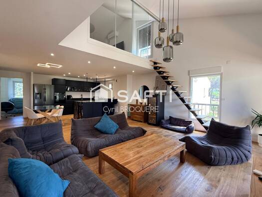 Duplex à vendre 622 000 € 3 pièces 1 chambre 106 m² Arènes Saint-Raphaël 83700