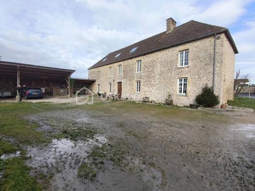 Maison à vendre 332 000 € 7 pièces 4 chambres 245 m² 2 500 m² de terrain Carentan-les-Marais 50500