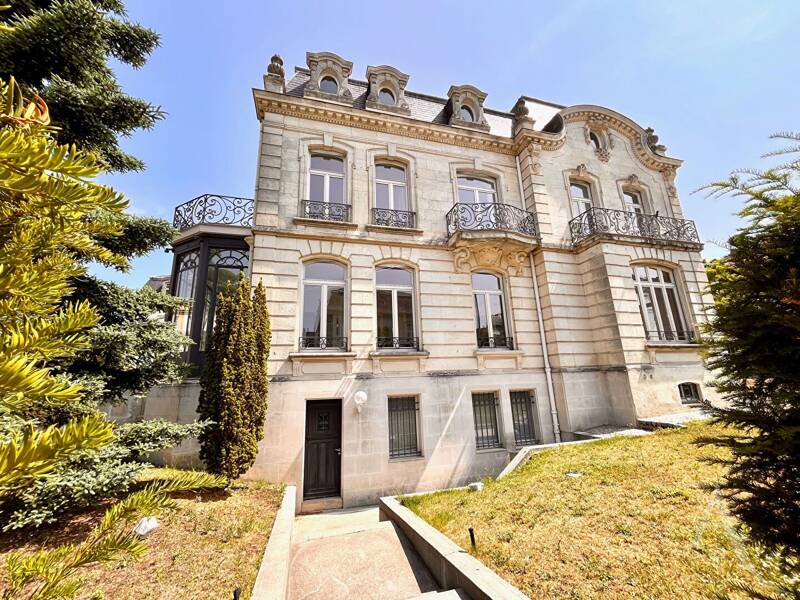 Maison à vendre, 900m², METZ