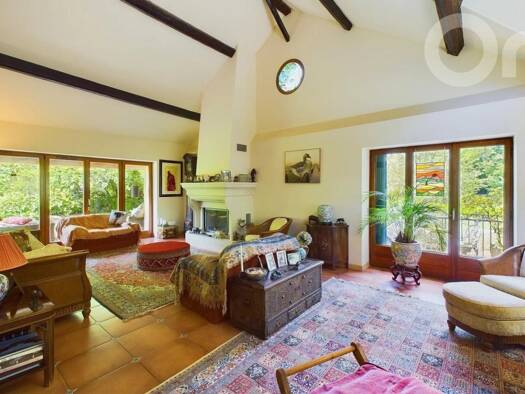 Maison à vendre 1 150 000 € 7 pièces 5 chambres 275 m² 3 188 m² de terrain Saint-Cergues 74140