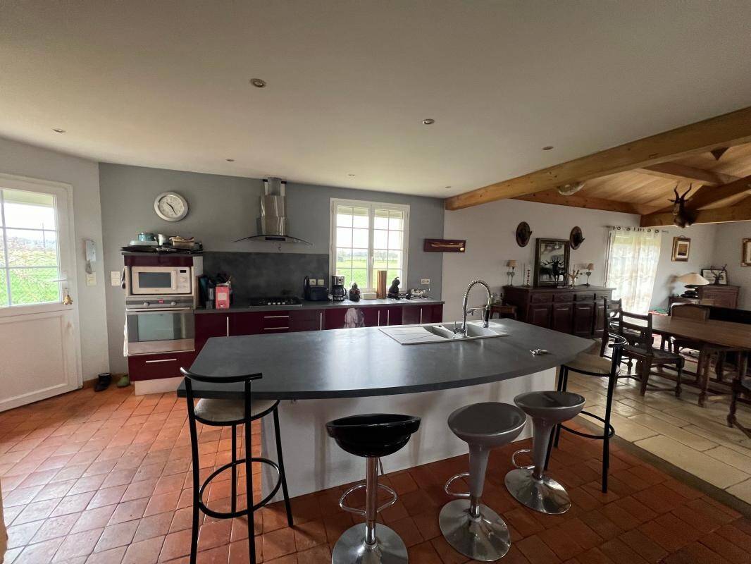 Maison à vendre, 173m², MEURSAC